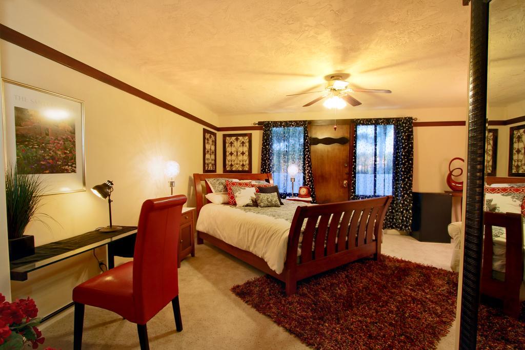 Hotel Vineyard Hacienda à Spring Valley  Extérieur photo