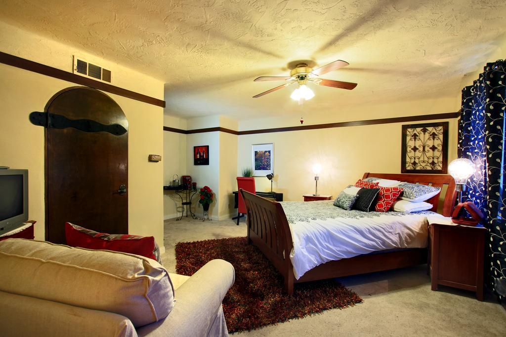 Hotel Vineyard Hacienda à Spring Valley  Extérieur photo